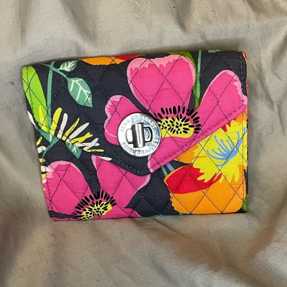 NWT Vera Bradley Floral Orange Quilted Wallet Wristlet